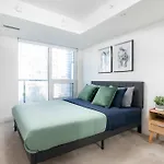 Practical Condo Downtown 3 Beds Uoft
