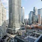 Practical Condo Downtown 3 Beds Uoft